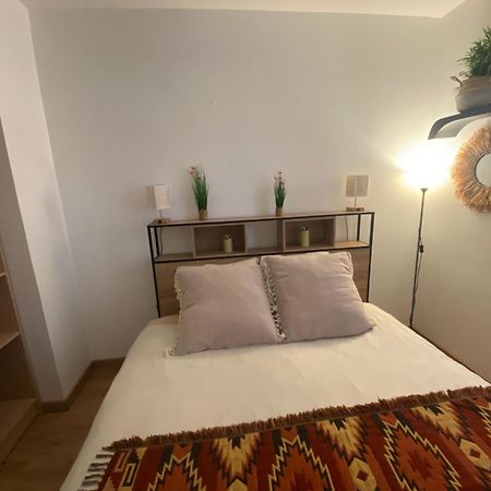 B&B Du Clos Menil Аньер-сюр-Сен Экстерьер фото